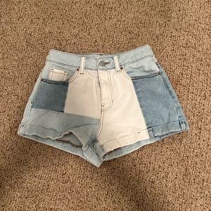 Pacsun High Rise 2.5 Patchwork Mom Jean Shorts (size 25)